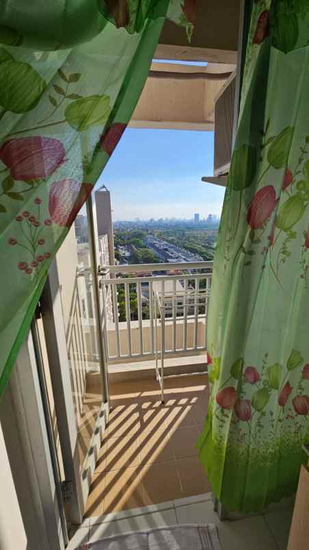 disewakan apartemen pakuwon city