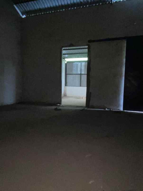 disewakan gudang di magetan