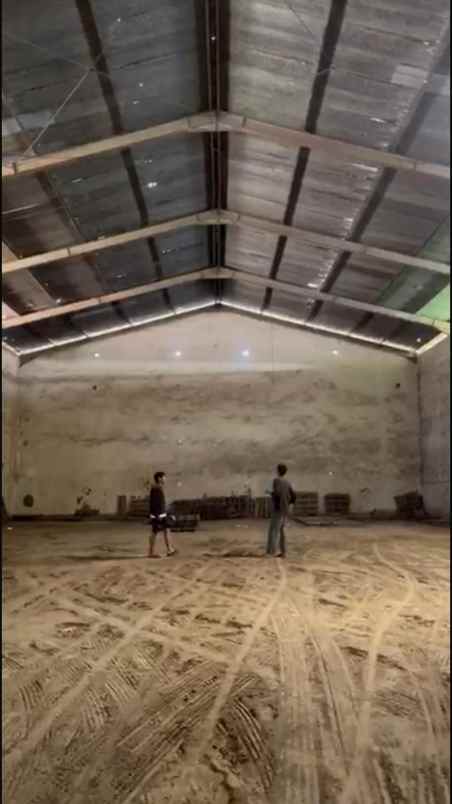 disewakan gudang di trenggalek