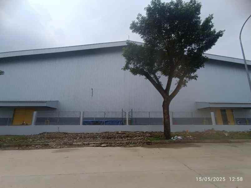 disewakan gudang industri delta silicon lippo cikarang