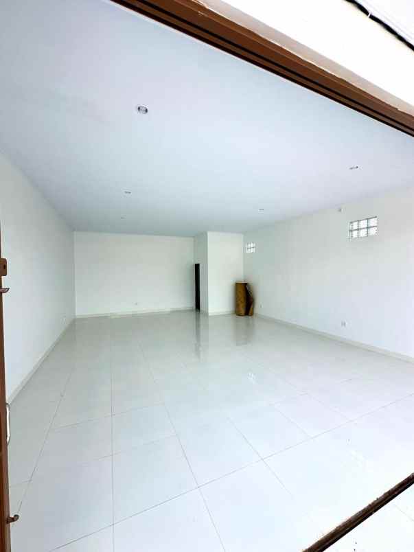disewakan ruko gudang kantor dalung