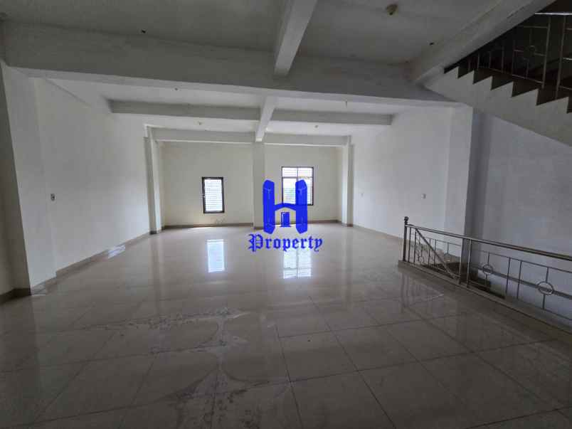 disewakan ruko gudang kantor jalan bilal simpang jl