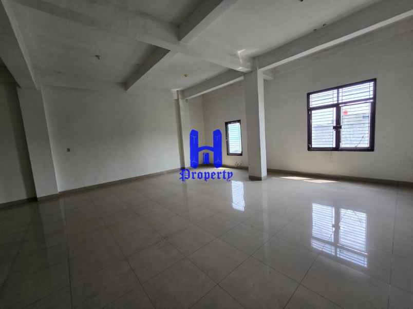 disewakan ruko gudang kantor jalan bilal simpang jl