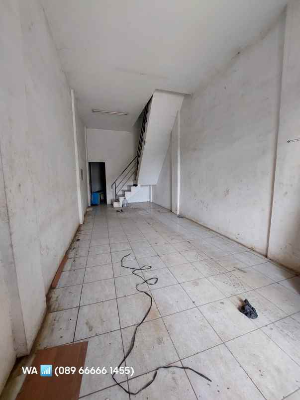 disewakan ruko gudang kantor jalan raya kosambi
