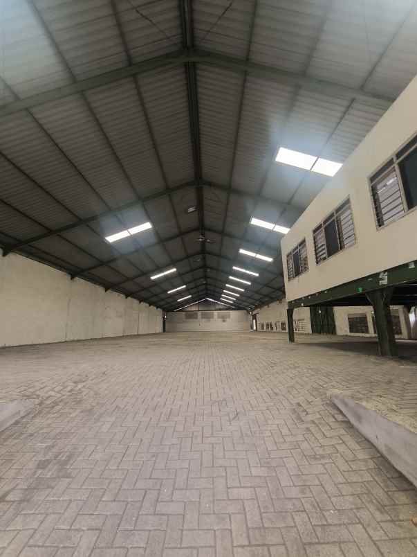 disewakan ruko gudang kantor jalan tambak sawah