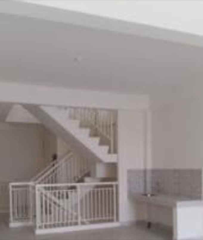 disewakan ruko puncak cbd wiyung