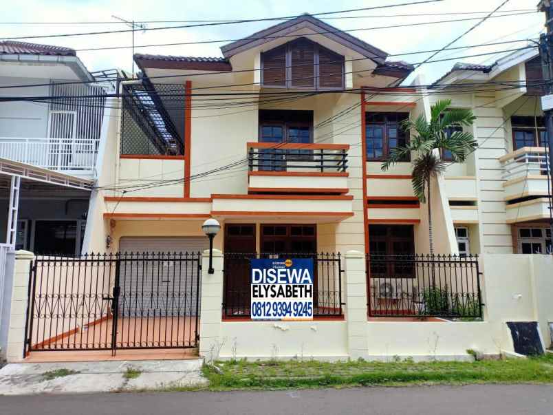 disewakan rumah 2 lt baru renovasi kelapa gading