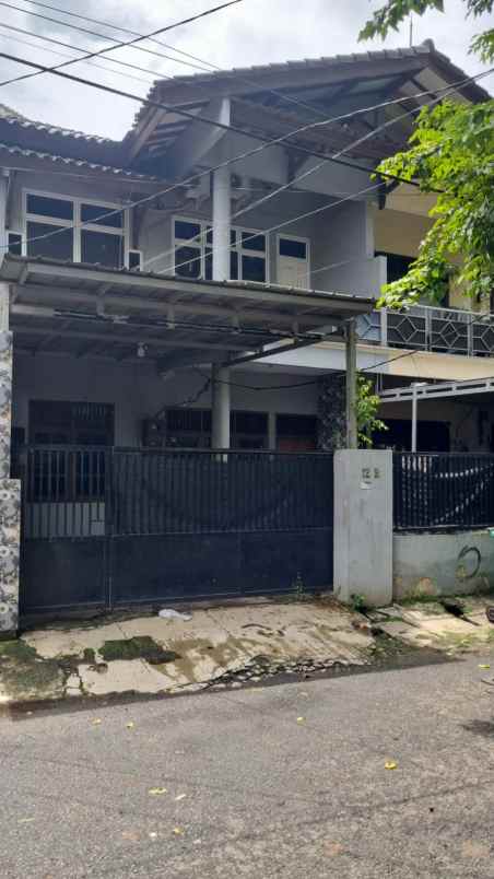 disewakan rumah di jalan administrasi benhil