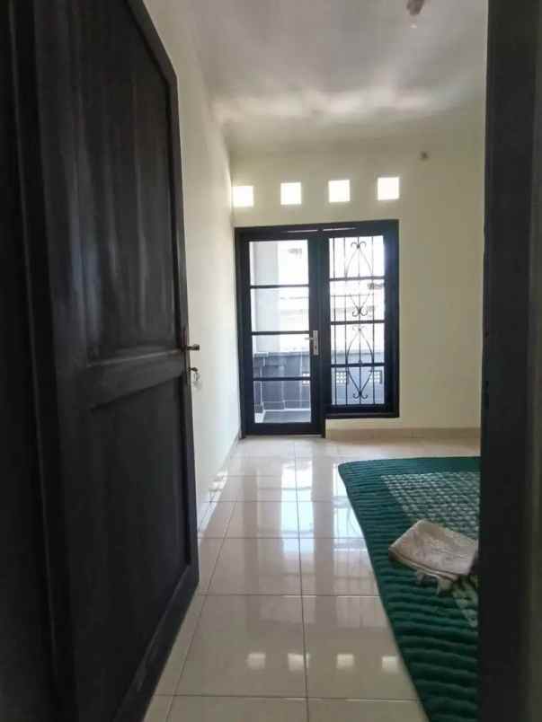 disewakan rumah gandaria selatan