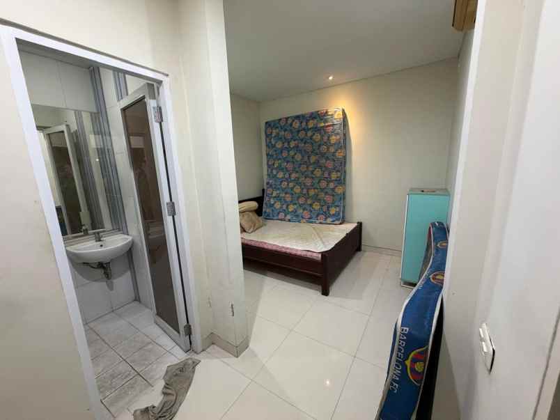 disewakan rumah gayung kebonsari