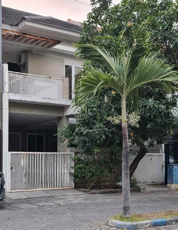 disewakan rumah gayung kebonsari