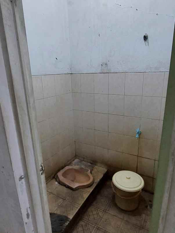 disewakan rumah gg kenanga rt w 004 005