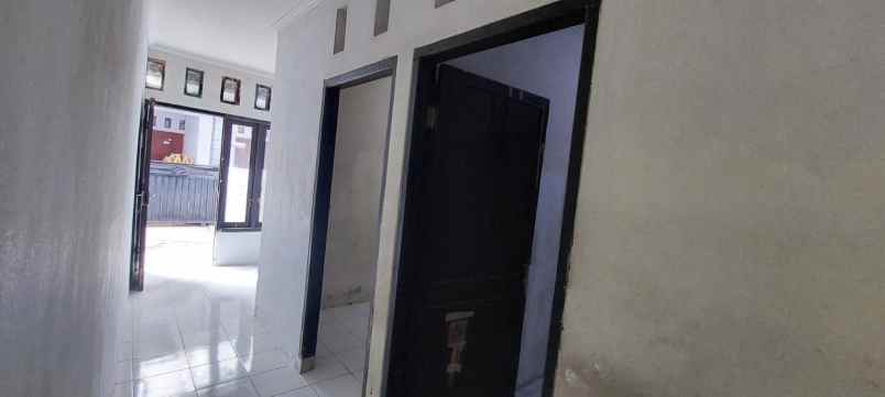 disewakan rumah gg kenanga rt w 004 005