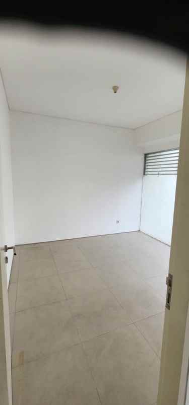 disewakan rumah jalan royal residence