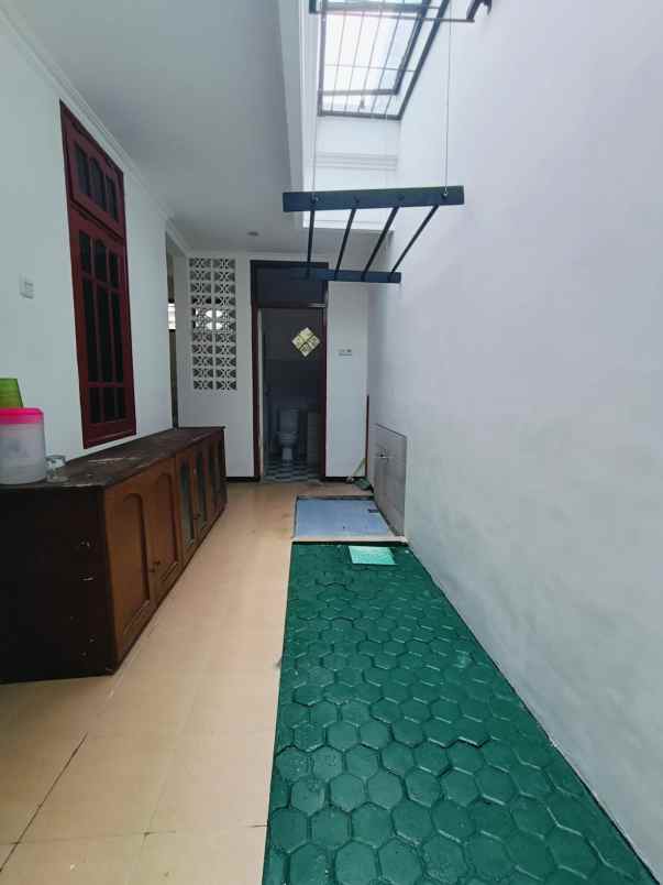 disewakan rumah kebonsari tengah sejati