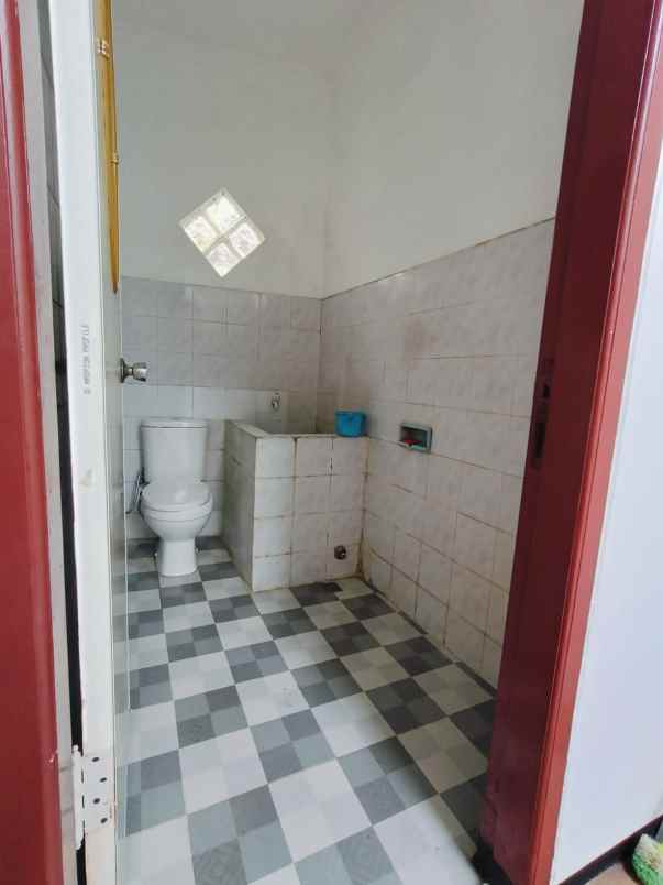 disewakan rumah kebonsari tengah sejati