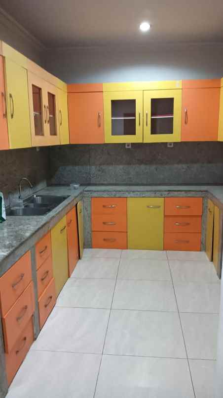 disewakan rumah kelapa gading