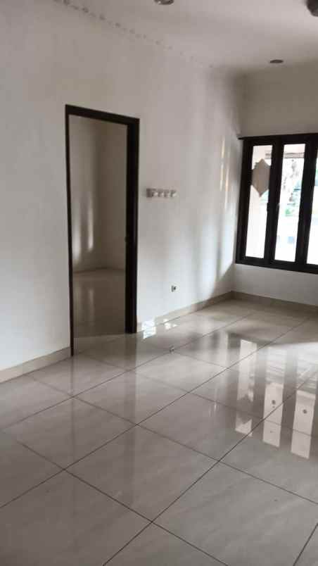 disewakan rumah kelapa gading