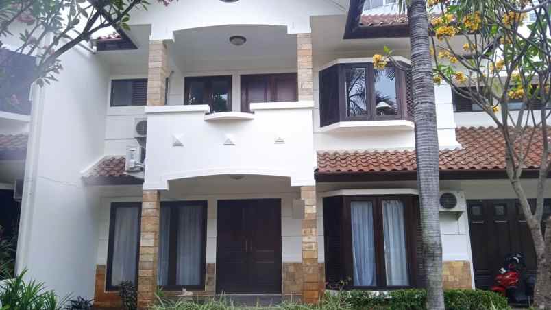 disewakan rumah kemang timur