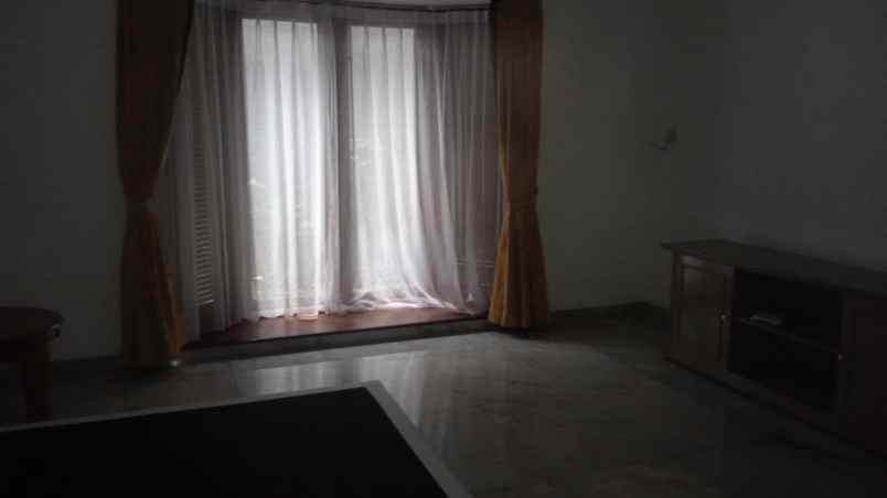 disewakan rumah kemang timur