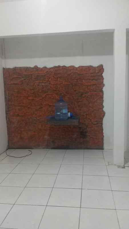 disewakan rumah sumur batu