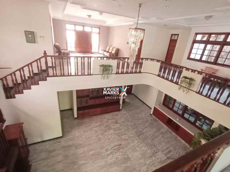 disewakan rumah surabaya pusat