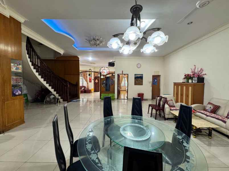 disewakan villa cemara asri full furnished siap huni