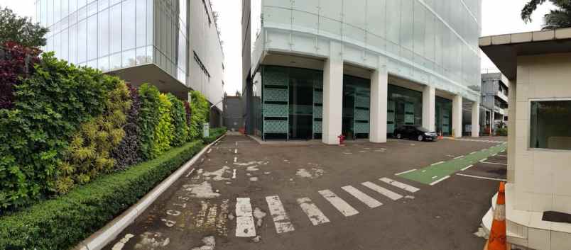 gedung 10 lantai di jakarta pusat