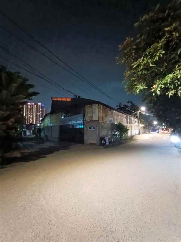 gudang hitung tanah saja di kft jakarta barat