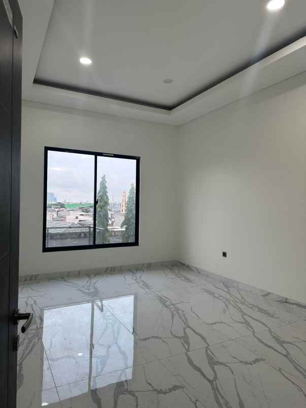 jual rumah baru citra 6 kalideres jak bar