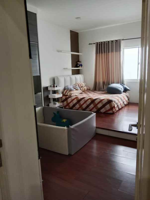 jual rumah cluster golf pik