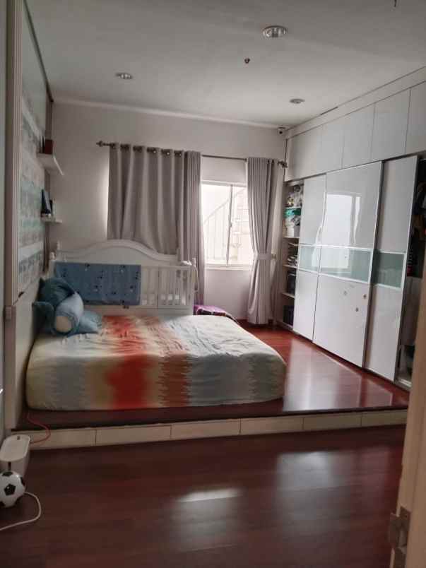 jual rumah cluster golf pik