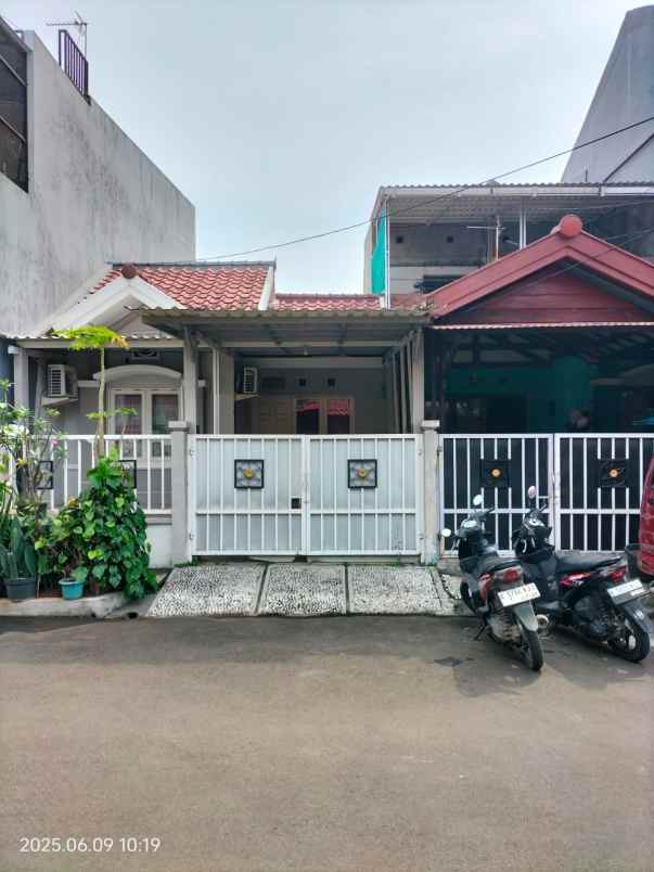 jual rumah di pejuang estate bekasi siap huni c0548