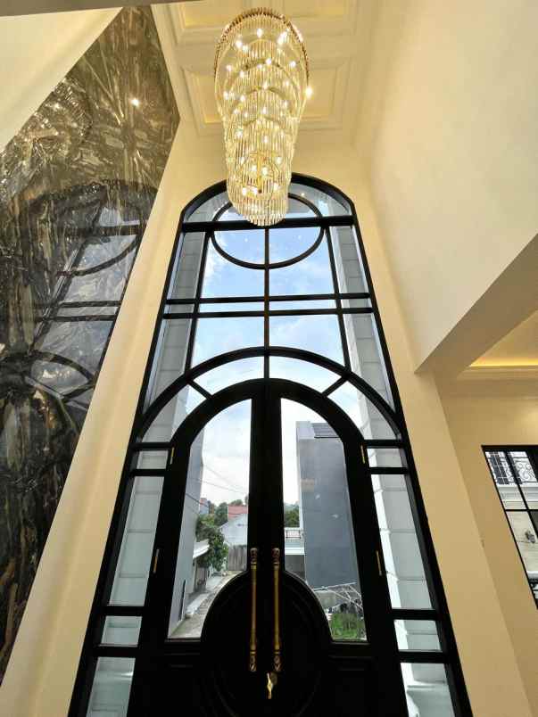 jual rumah jagakarsa 3 lantai berkelas buruan survey