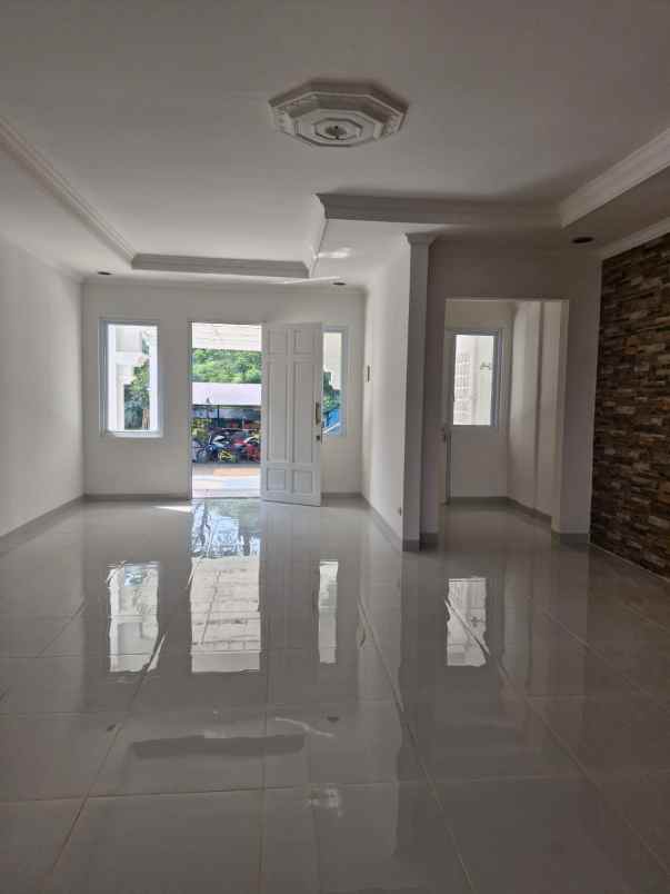 jual rumah legenda wisata cibubur