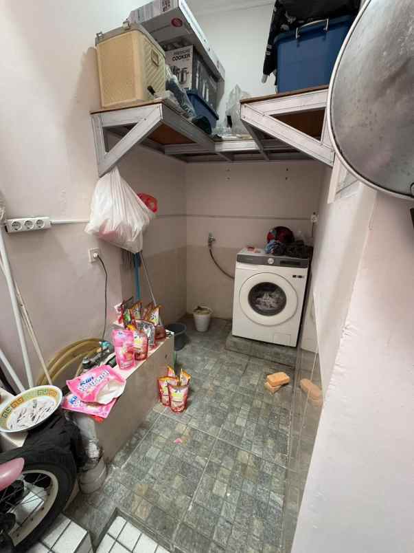 jual rumah second di ciracas jakarta timur