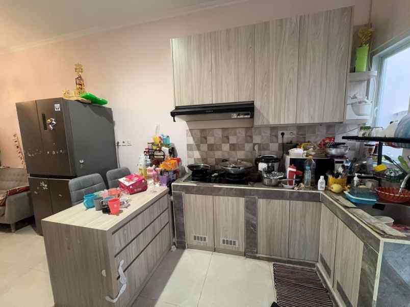 jual rumah second di ciracas jakarta timur