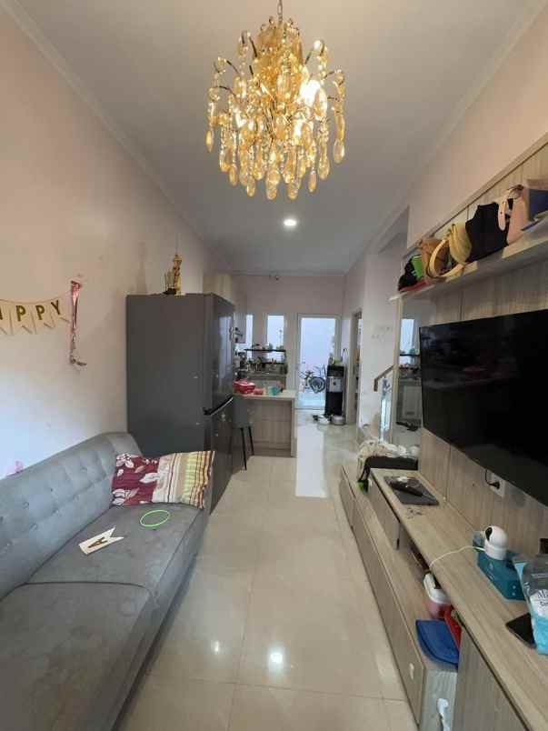 jual rumah second di ciracas jakarta timur