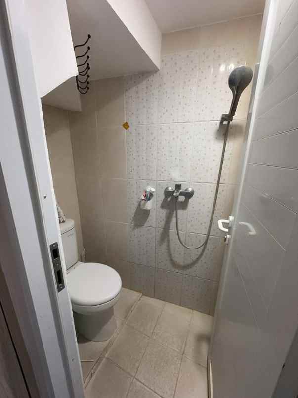 jual rumah second di ciracas jakarta timur