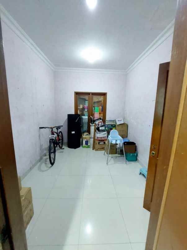 jual rumah taman palem lestari jak bar
