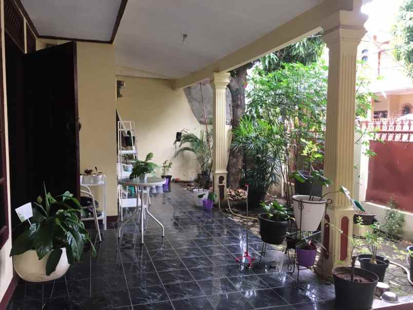 jual rumah tinggal di jalan cempaka baru tengah