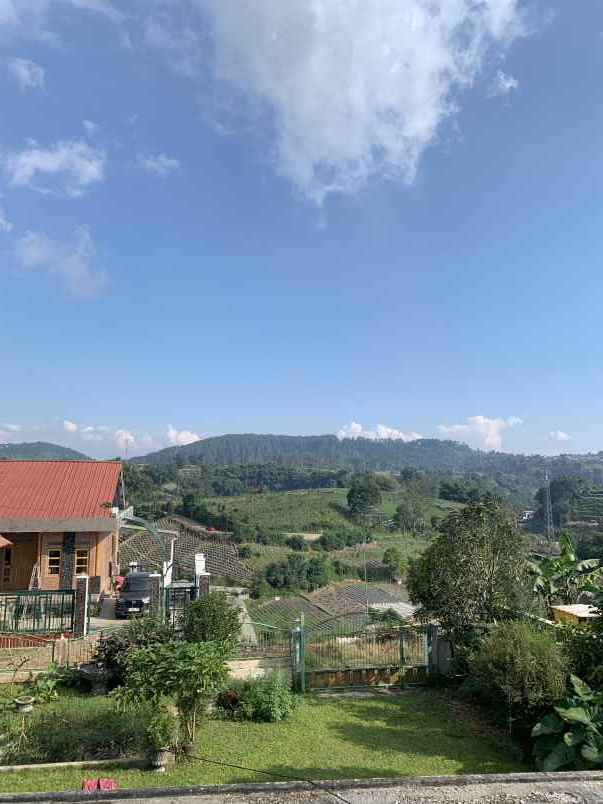 jual villa minimalis kawasan maribaya cikole lembang