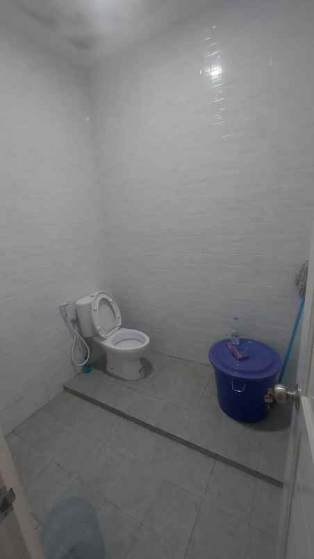 over kredit 135jt rumah 2 lantai di sukmajaya depok