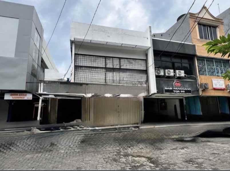 ruko depan mall di danau sunter utara jakarta utara