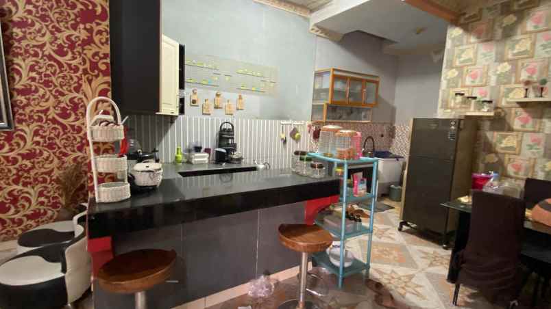 rumah 2 lantai dijual jl taman karya panam type 45