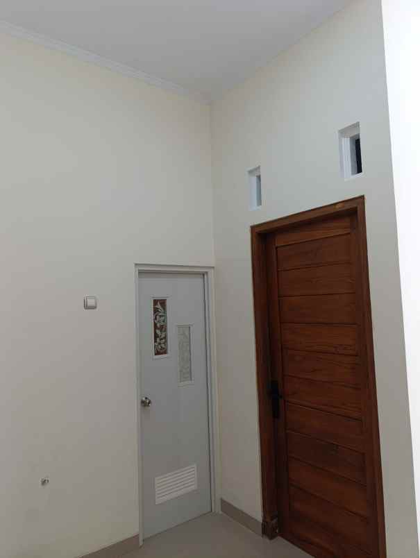 rumah 3 kamar tidur dekat sma n 1 godean sleman