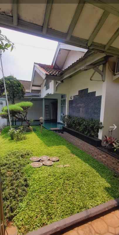 rumah asri siap huni halaman luas di margahayu raya