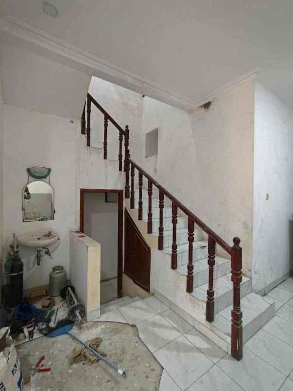 rumah bagus luas murah dalam pusat kota depok