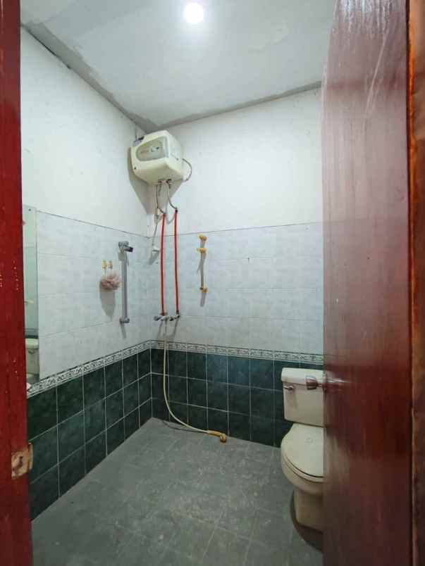 rumah bagus luas murah dalam pusat kota depok