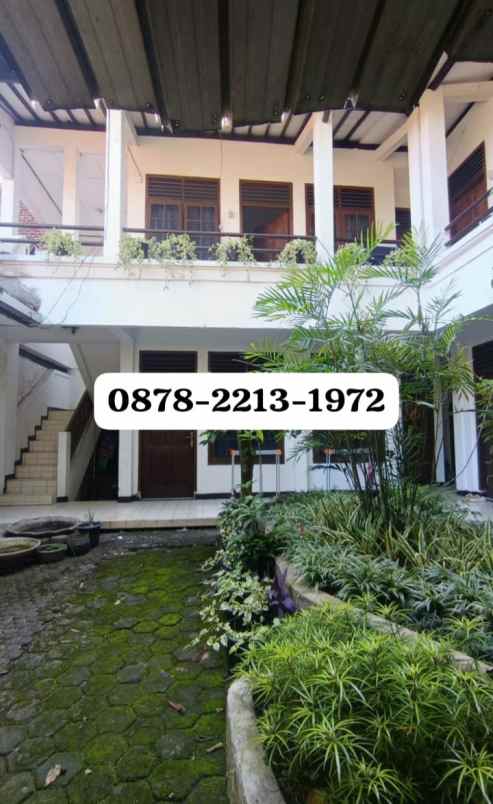 rumah bagus untuk hotel dekat ke kampus univ maranatha
